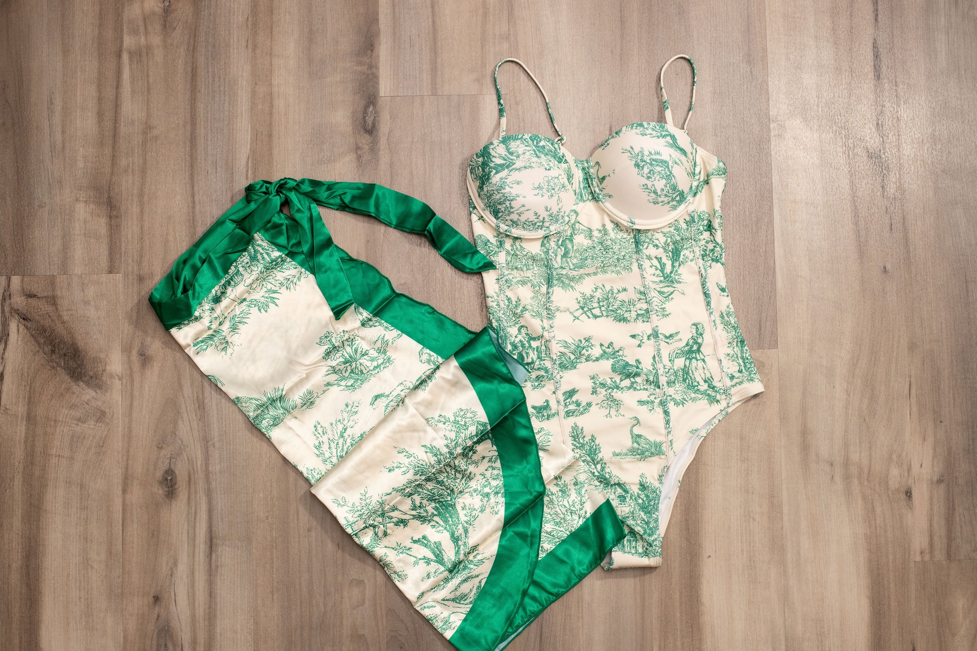 Baecation Set | 2 Piece Bodysuit & Cover-Up